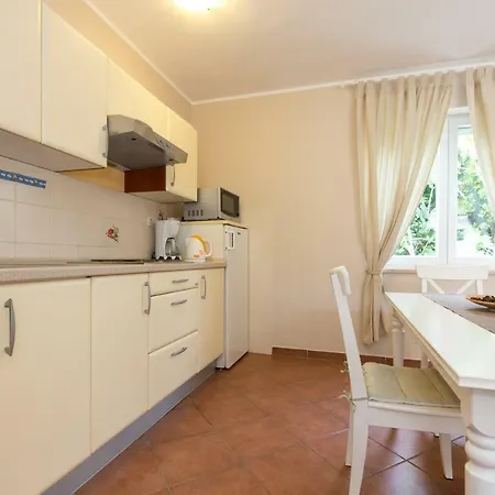 Ivanka Dujmovic Apartmán *