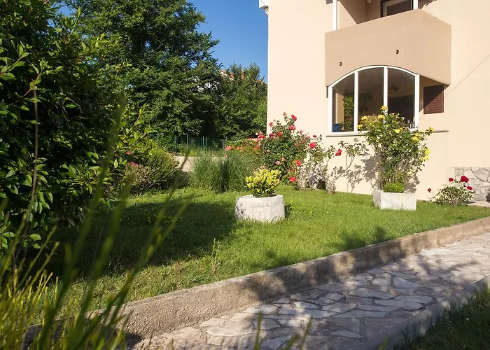 公寓 Ivanka Dujmovic *